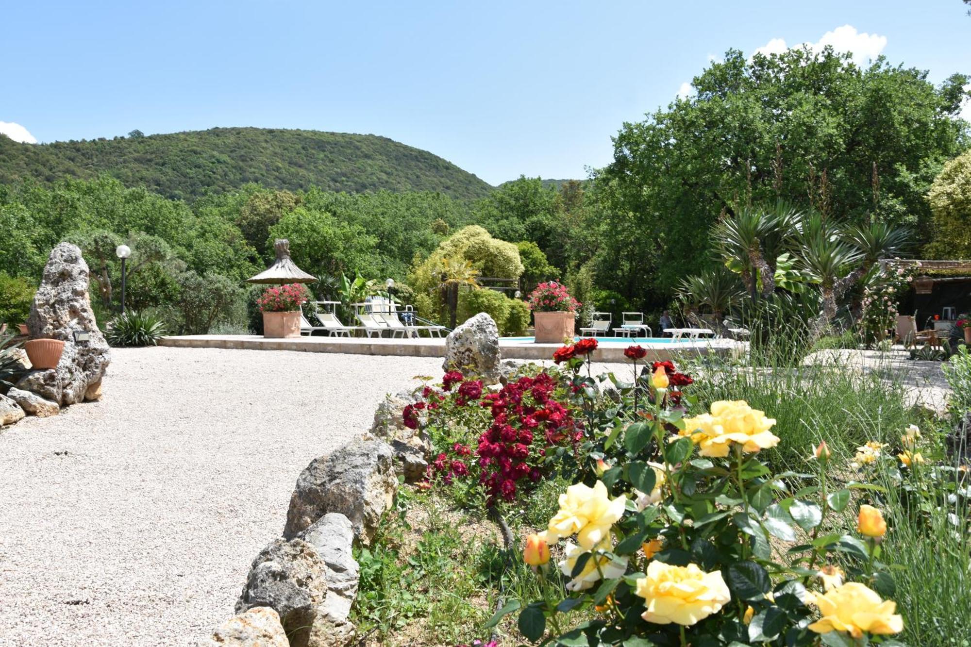 Le Case Di Lisetta Holiday Homes Корчано Екстериор снимка